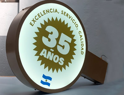 vinilos publicitarios para negocios ploteo vehicular ploteo de autos en San Miguel en Moreno Zona Oeste Norte de vidrieras