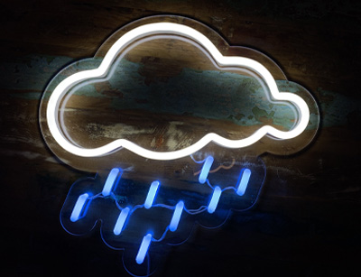 Cartel de nube en acrílico con neón LED en Zona Oeste Norte