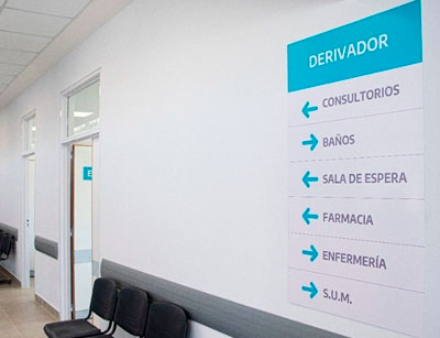 Señalética derivador direccional